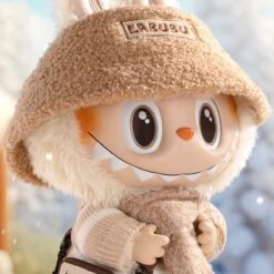 THE MONSTERS - DRESS BE LATTE Vinyl Plush Doll -Figurine Soldes Magasin 20231026 093319 293958 1200x1200