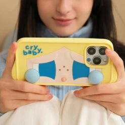 CRYBABY Sad Club Series-Phone Case -Figurine Soldes Magasin 20240104 161752 754926 1200x1200
