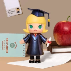 MOLLY Happy Graduation Figure -Figurine Soldes Magasin 20240229 203259 810977 1200x1200