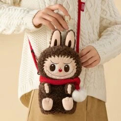 THE MONSTERS Classic Series-Plush Doll Shoulder Bag -Figurine Soldes Magasin 20241121 092237 711781 3 1200x1200